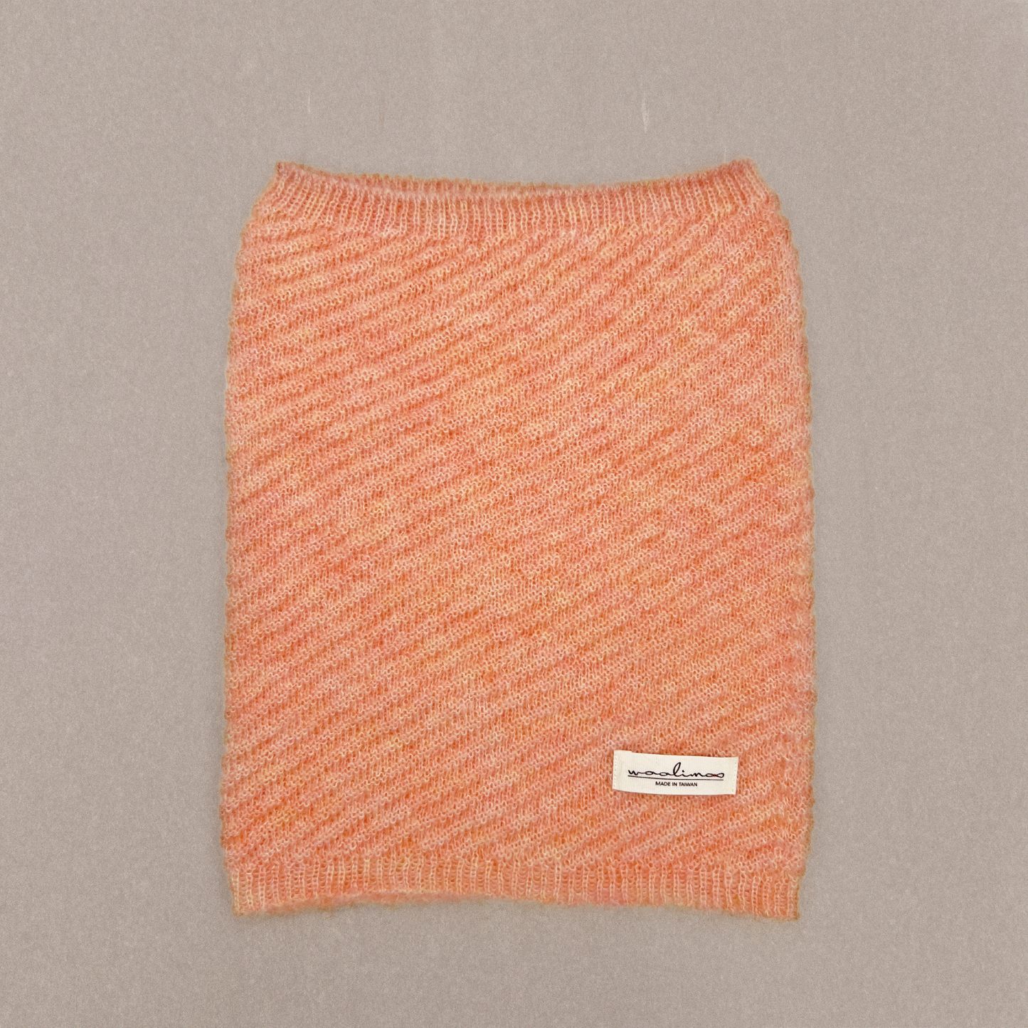 Apricity Mohair Merino neck warmer 脖圍 (珊瑚)