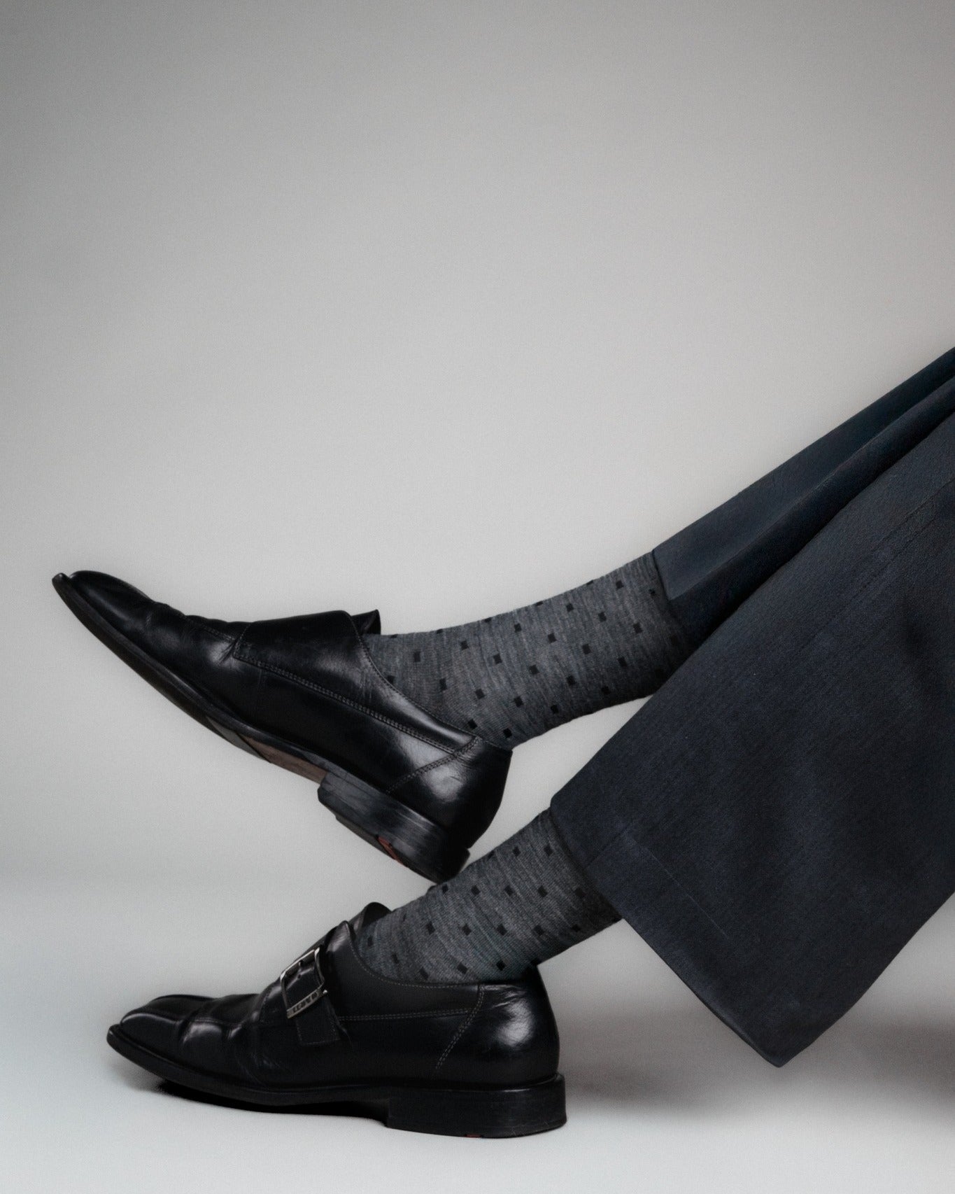 Classic Men Dots merino wool 美麗諾羊毛襪