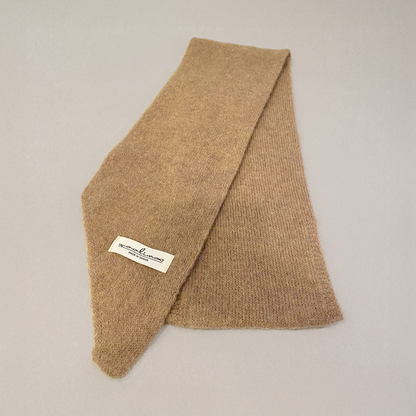 Apricity Alpaca Merino bias neckerchief 斜角小領巾（摩卡）