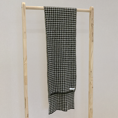 Apricity Alpaca Merino houndstooth scarf 千鳥格圍巾（小格紋）