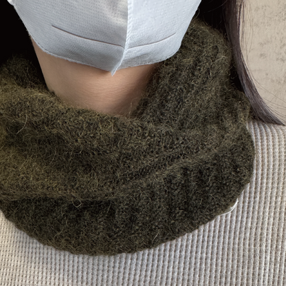 Apricity Mohair Merino neck warmer 脖圍 （軍綠）